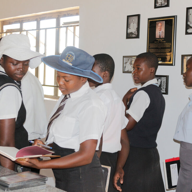 students-in-the-lab